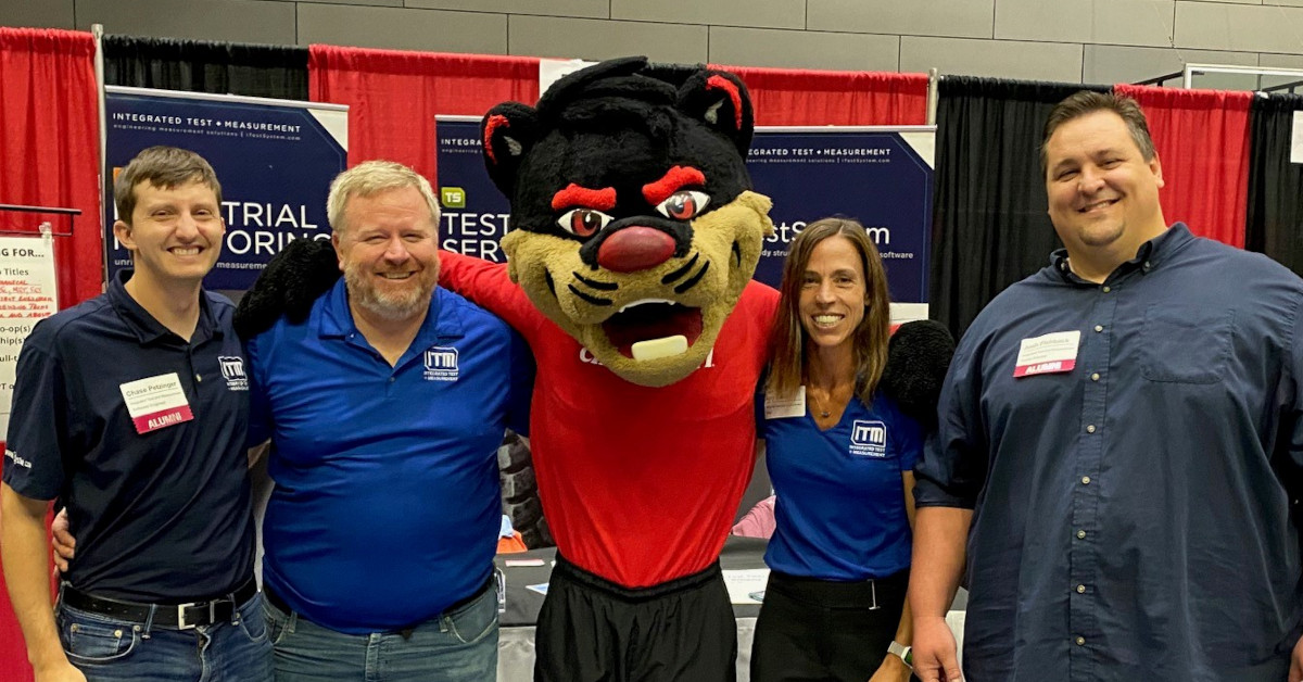 ITM and the Bearcat mascot at the UC Career Fair